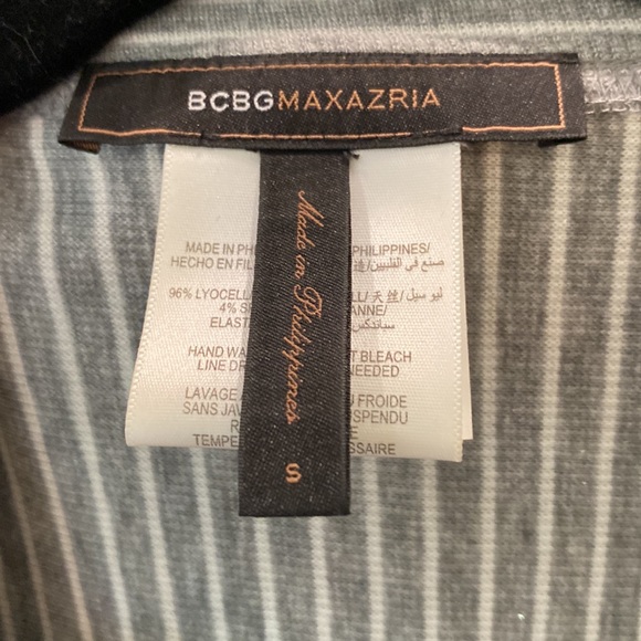 BCBG handkerchief bottom hi low cardigan . - Picture 4 of 4